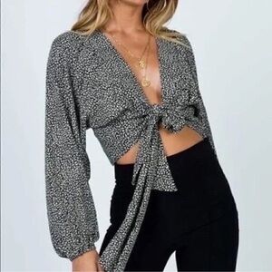 Princess Polly Leopard Toe Front Top